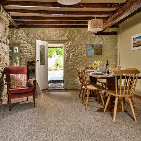 Tuck into hearty breakfasts before heading out for a day of hiking in Southern Snowdonia