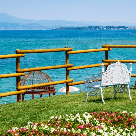 Explore Spiaggia D'oro and the centre of Desenzano del Garda nearby