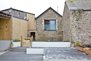 Oat & Treacle image 1