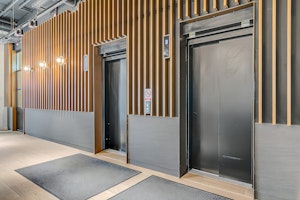 King's Cross Crown image 15