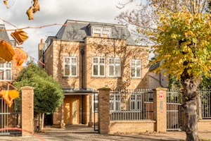 Hendon Harmony image 2