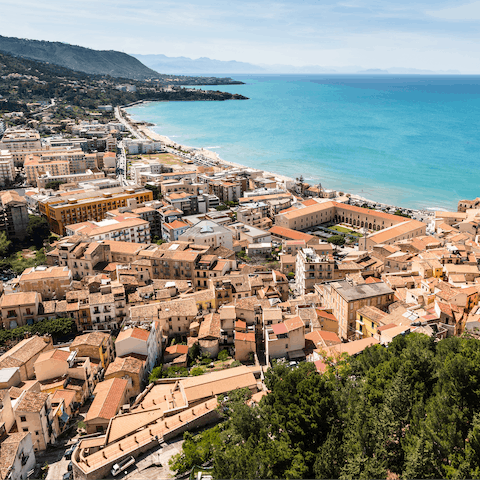 Discover the historic centre of Cefalù, a thirty-minute drive away