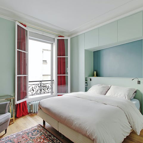 Awake each morning to sunlight streaming in through traditionally Parisian windows