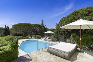 Côte de Charm image 1
