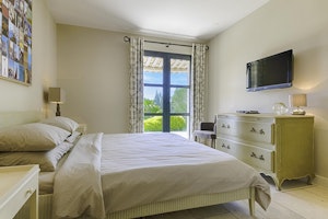Côte de Charm image 12