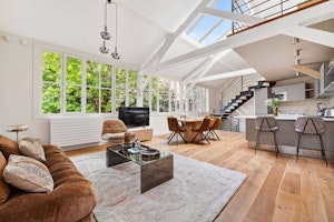 Pleasant Gables image 1