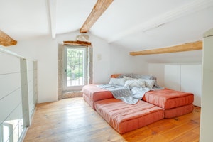 Rustic on Green image 9