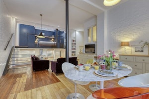 Parisienne Splendour image 3