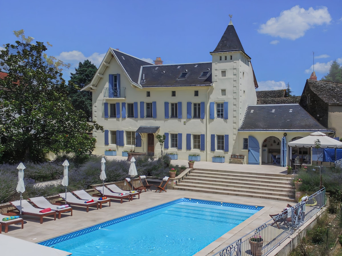 The Chateau in the Meadow, Occitania
