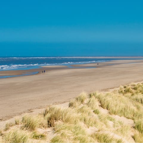 Drive to the nearby beaches of the Suffolk coast, Southwold is just ten-minutes away