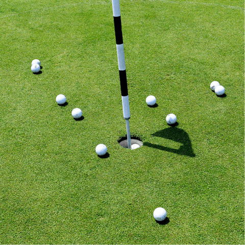 Play a round at nearby Golfclub Engelberg-Titlis