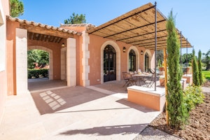 Olive Terrace image 9
