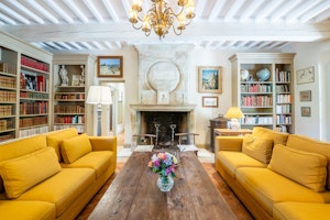 Olive Terrace image 1