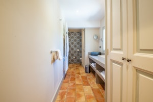 Olive Terrace image 5