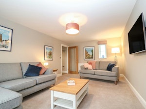 Burford Bliss image 1