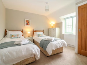 Burford Bliss image 15