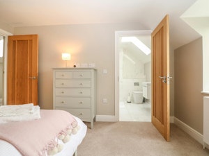 Burford Bliss image 8