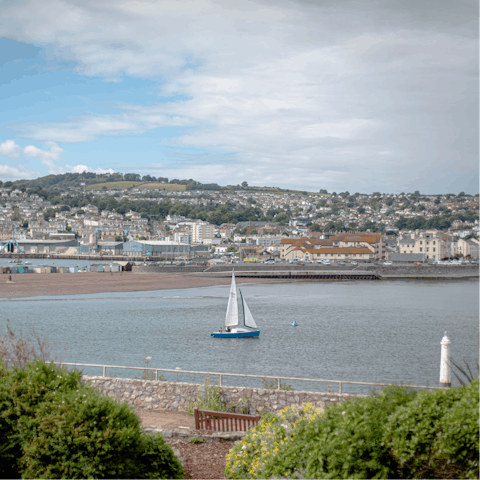 Enjoy a day at the seaside – Torquay is a fifteen-minute drive away