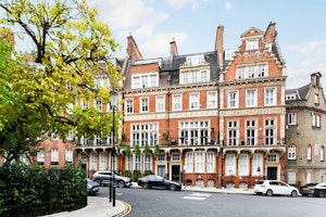 Red Brick Wonderland image 5