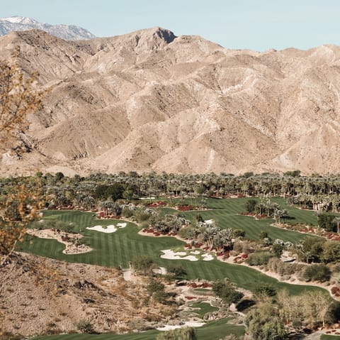 Head to the golf courses of Palm Springs, right on your doorstep