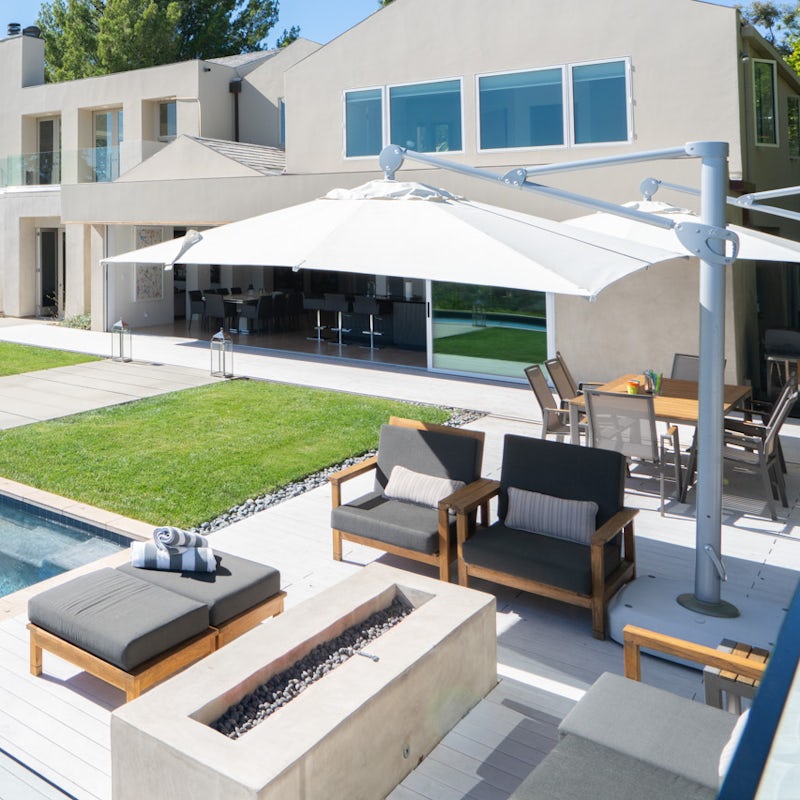 Unwind by the fire pit after a day of exploring the city of Los Angeles or hiking in the hills