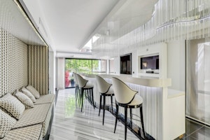 Le Prestige Parisien image 1