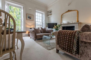 Regency Abode image 10