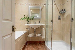 Regency Abode image 3