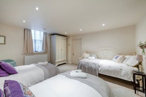 Gentle Views image 2