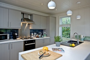 Dwell on the Deck image 7