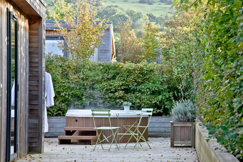 Dwell on the Deck additional image