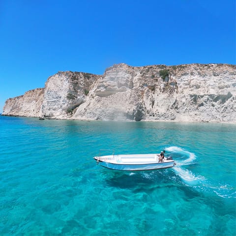 Explore the incredible coastline of Crete, by foot or by boat