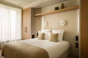 The Eighth Wonder of Paris image 3