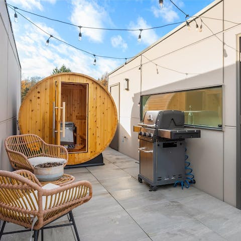 Enjoy a post-work detox in your private sauna or cook meat on the grill with a beer in hand