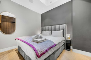Gleaming Place image 13