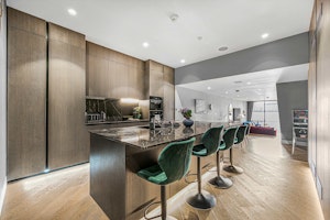 Gleaming Place image 6