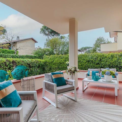 Open a bottle of Italian wine to enjoy alfresco on the terrace