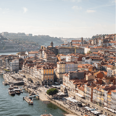 Explore Porto's beautiful waterfront from this central location