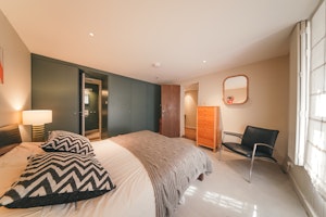 Bayswater Retreat image 8