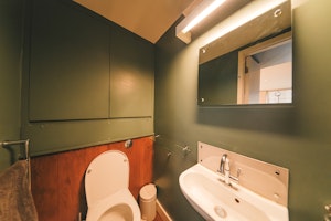 Bayswater Retreat image 7