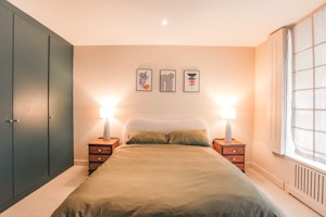 Bayswater Retreat image 6