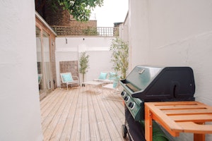 Bayswater Retreat image 5