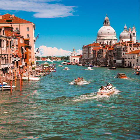 Book a tour of Venice, one of the extra services available