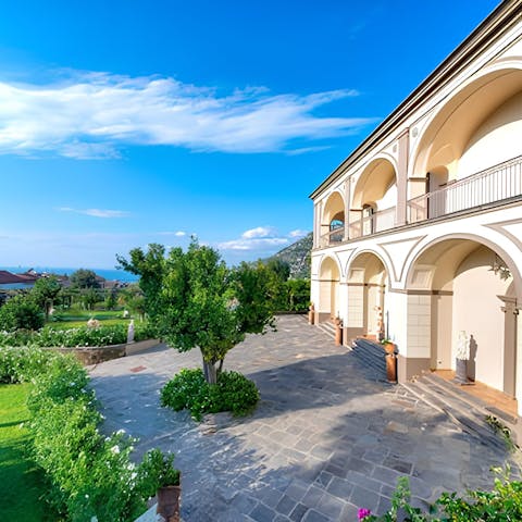 Enjoy wonderful views of the Gulf of Naples from the gardens and terrace