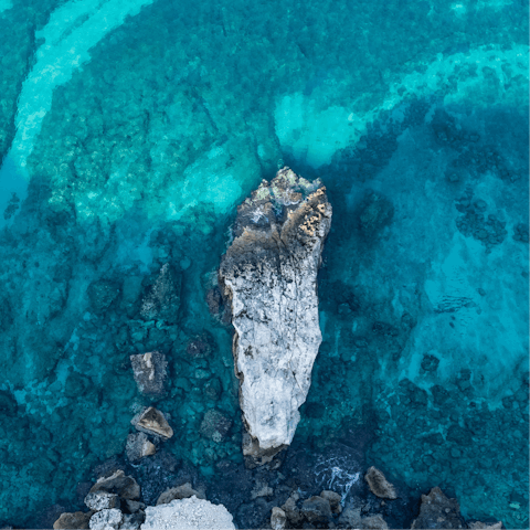 Treat yourself to an island escape on the shores of Kokkino Chorio