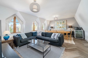Battersea Park Terrace image 1