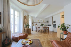 Parisian Pastime image 4
