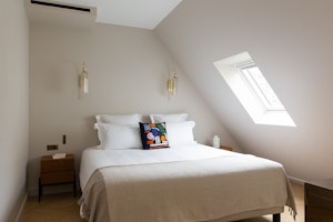 Parisian Cocoon image 11