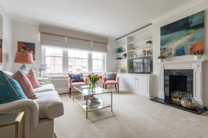 Sleek in Springtime image 1