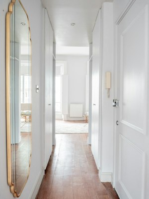 London Grace image 3